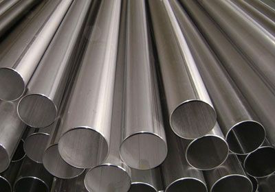 Steel is an essential material used in various industries, including construction, automotive, manufacturing, and more. This comprehensive guide will explore the different types of steel and their applications, highlighting the advantages of using steel over other materials.-1